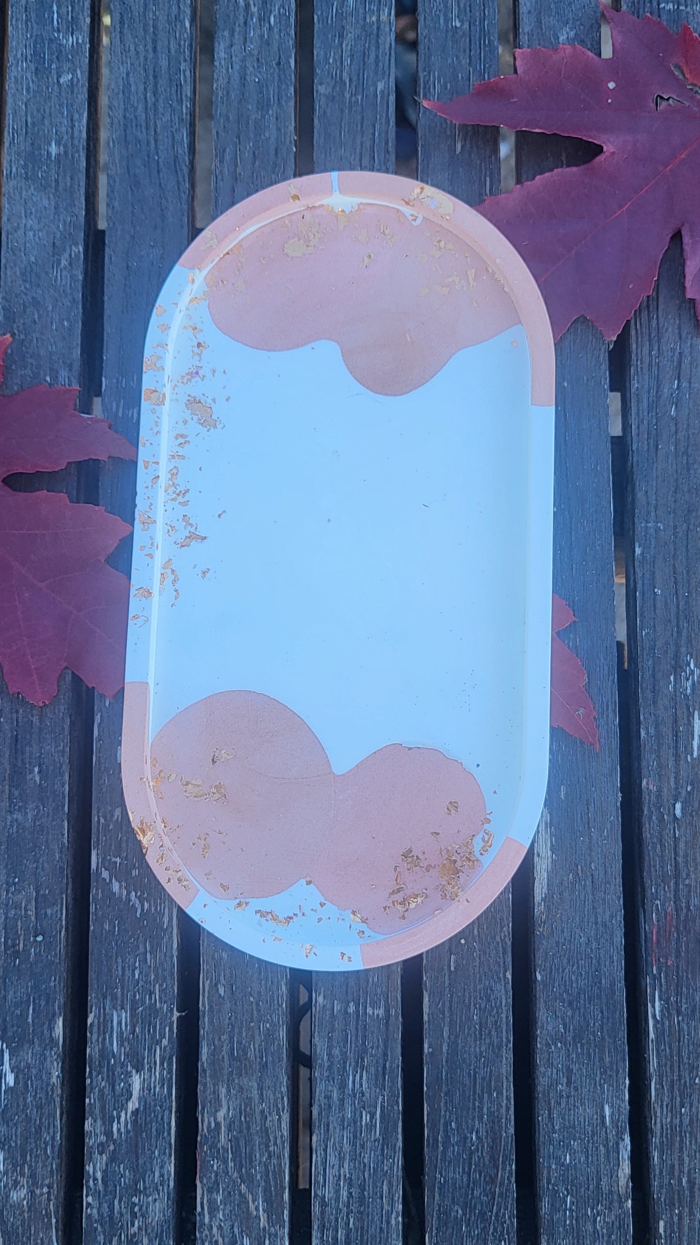 🌼 Petit plateau ovale en jesmonite