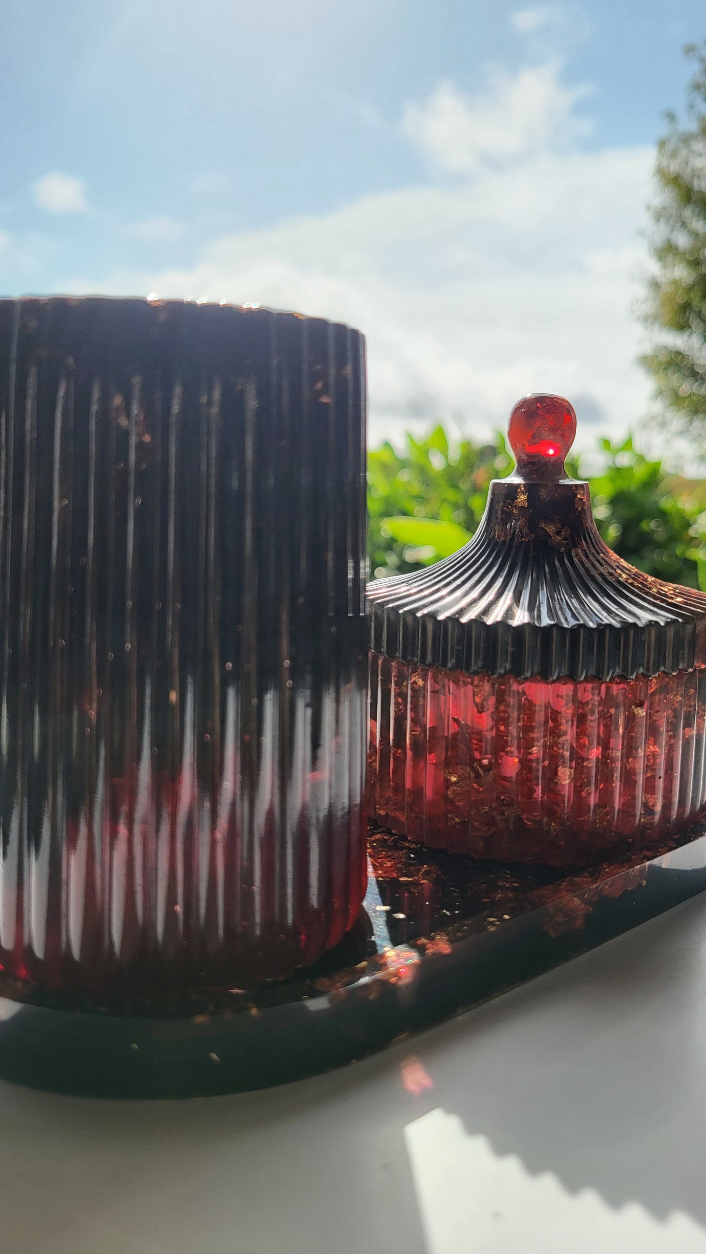 ✨ Set en résine époxy – Rouge, noir & éclats d’or ✨