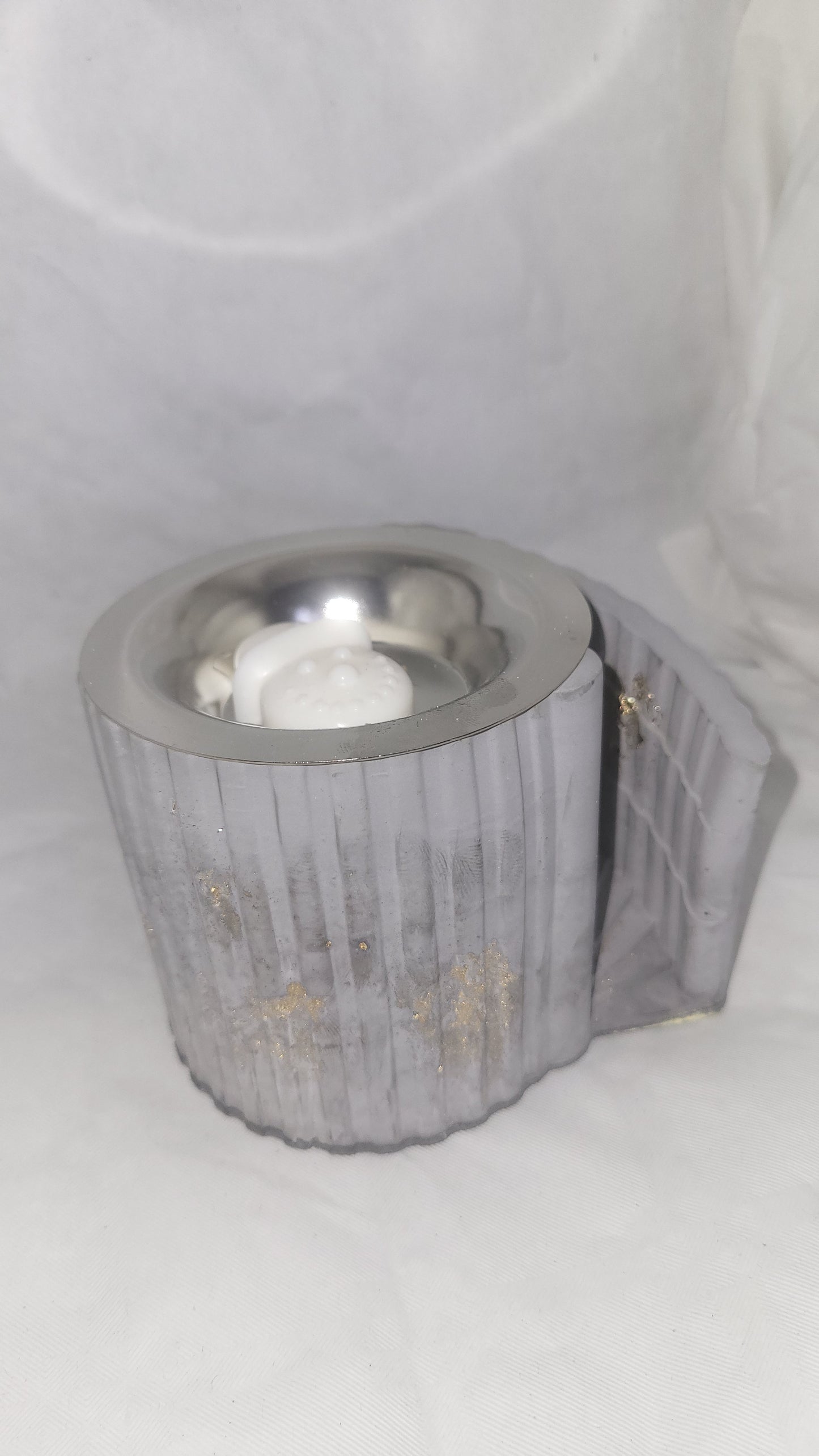 Brûleur à fondants en jesmonite