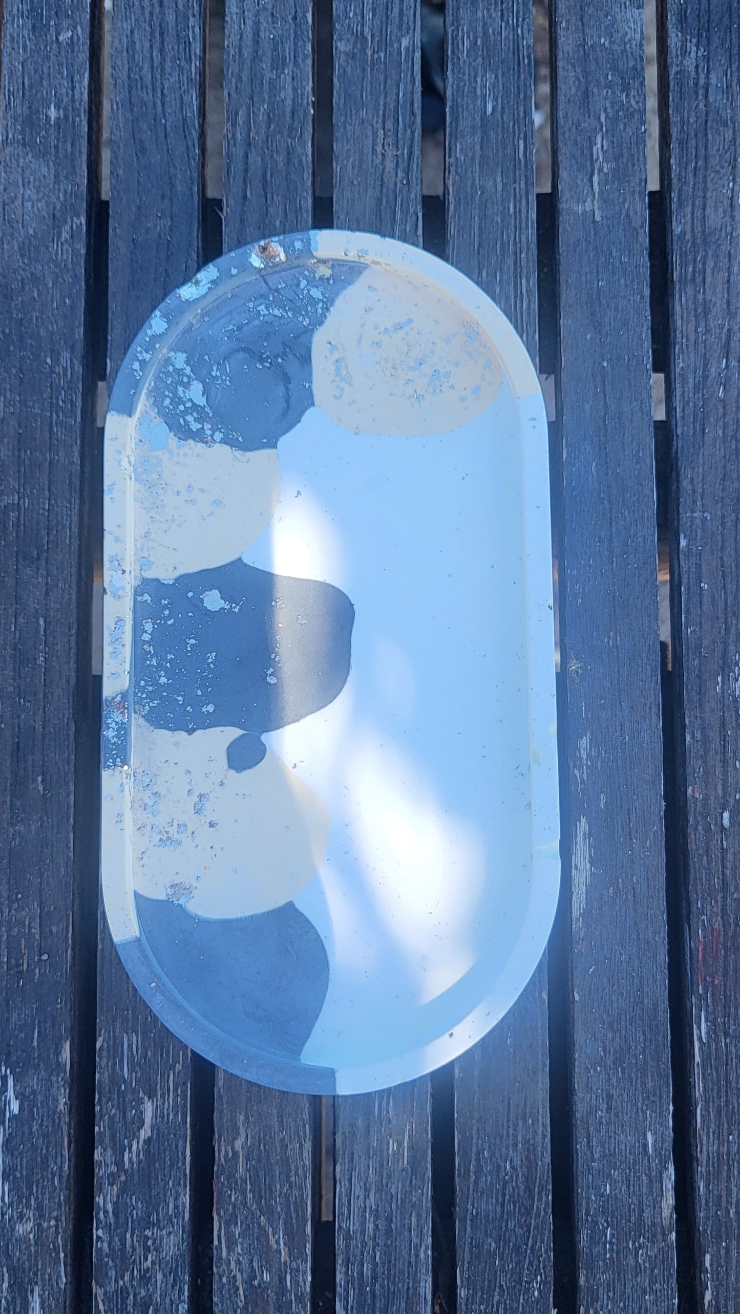 🌼 Petit plateau ovale en jesmonite